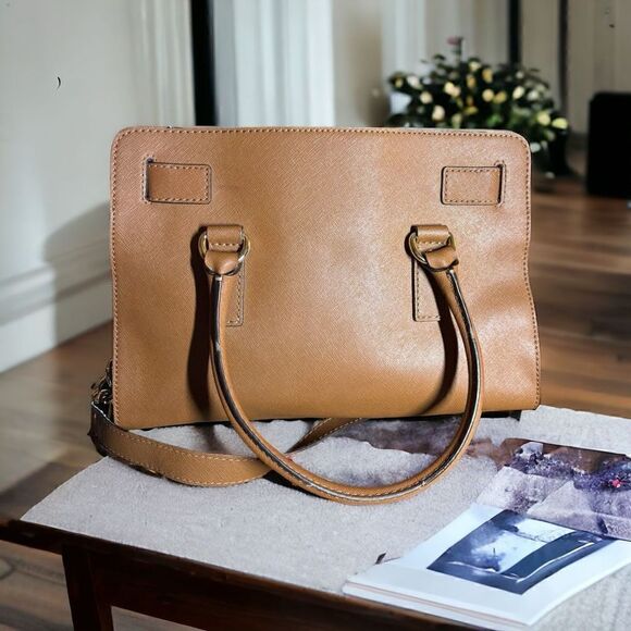 MICHAEL KORS LARGE SAFFIANO LEATHER HAMILTON TOTE/SATCHEL PEANUT - Picture 2 of 7